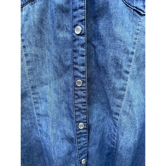 Love Stitch chambray denim shirt size Large - Picture 2 of 9